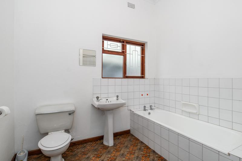 4 Bedroom Property for Sale in Claremont Upper Western Cape